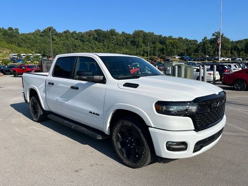 Used 2025 RAM 1500 Big Horn AWD/4WD image 2