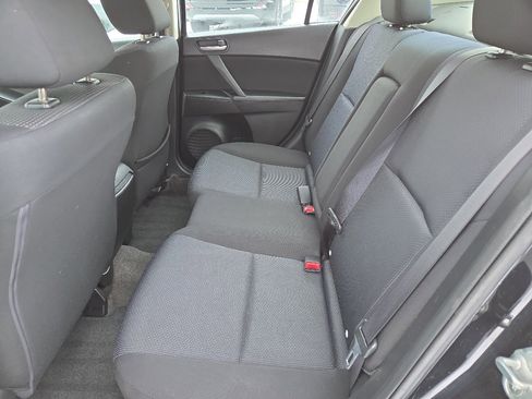 Used 2011 MAZDA MAZDA3 i Touring image 22