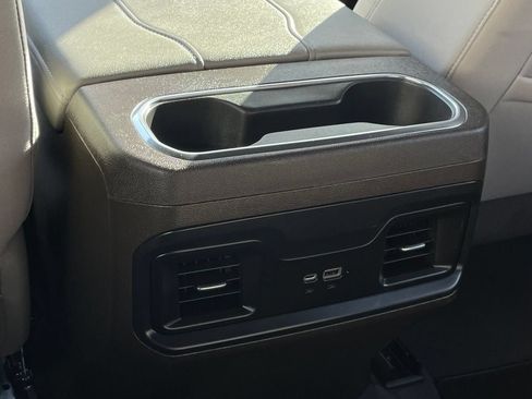 Used 2023 Chevrolet Silverado 1500 LT RWD image 24