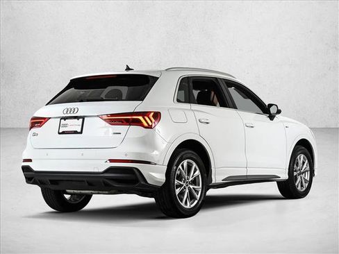 Used 2024 Audi Q3 2.0T Premium Plus w/ Premium Plus Package AWD/4WD image 5