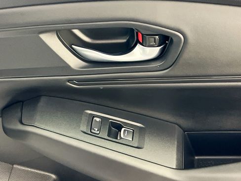 Used 2025 Honda Accord SE image 32