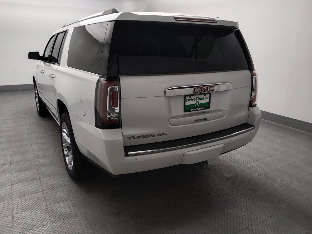 Used 2017 GMC Yukon XL Denali w/ Open Road Package AWD/4WD image 6