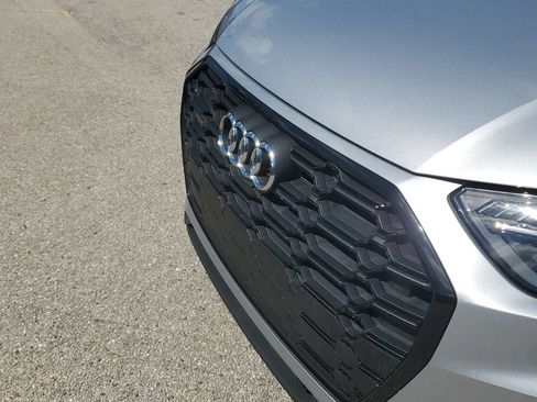 Certified 2025 Audi Q5 2.0T Premium AWD/4WD image 11