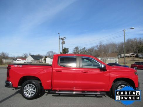 Used 2021 Chevrolet Silverado 1500 LT image 2
