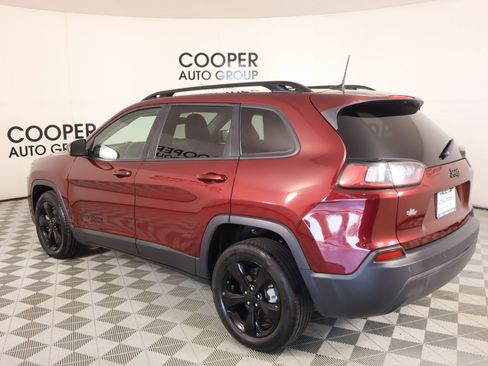 Used 2021 Jeep Cherokee Latitude Plus image 22