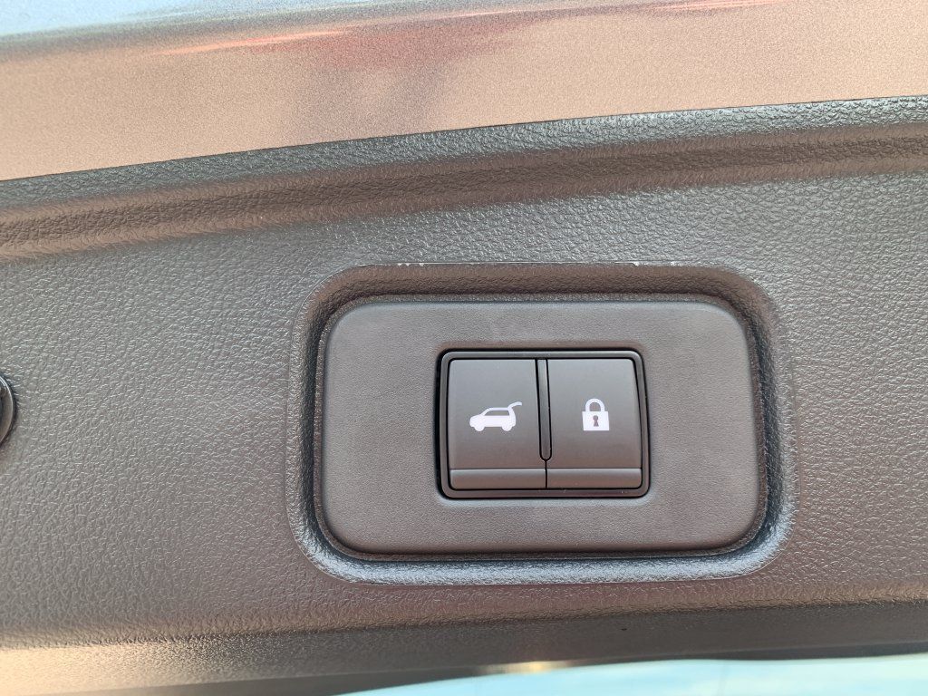 New 2026 Nissan Pathfinder SV w/ Cargo Package FWD image 6