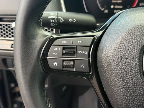 Used 2023 Honda Civic EX-L image 18