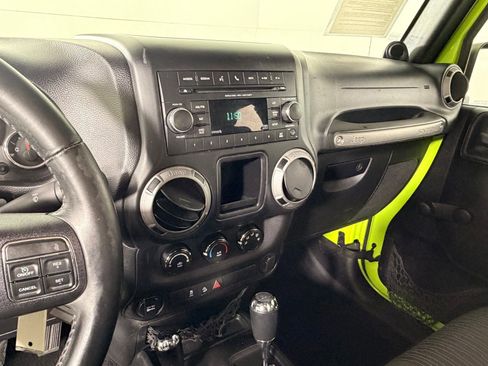 Used 2012 Jeep Wrangler Sport w/ Connectivity Group image 19