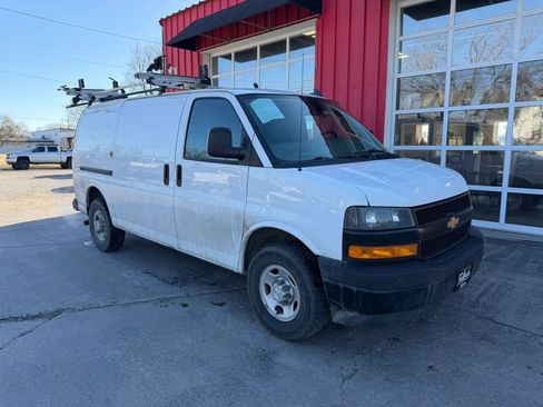 Used 2021 Chevrolet Express 2500 Regular Van 3D w/ Safety Package image 2