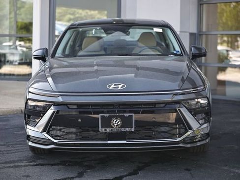 New 2026 Hyundai Sonata Limited FWD image 2
