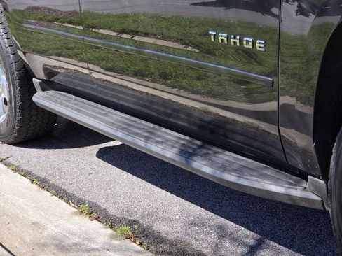 Used 2017 Chevrolet Tahoe LT image 25