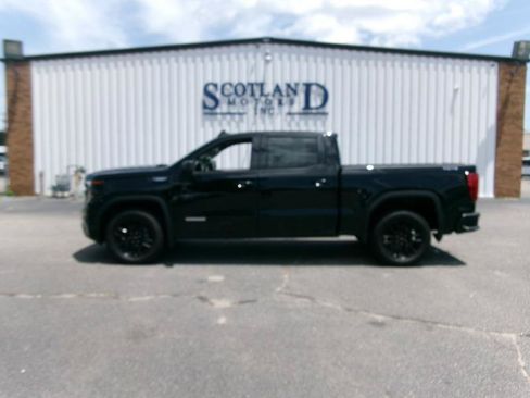 Used 2025 GMC Sierra 1500 Elevation AWD/4WD image 1