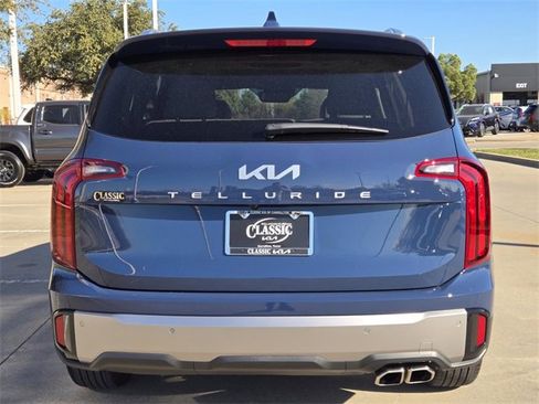 Certified 2025 Kia Telluride S image 5
