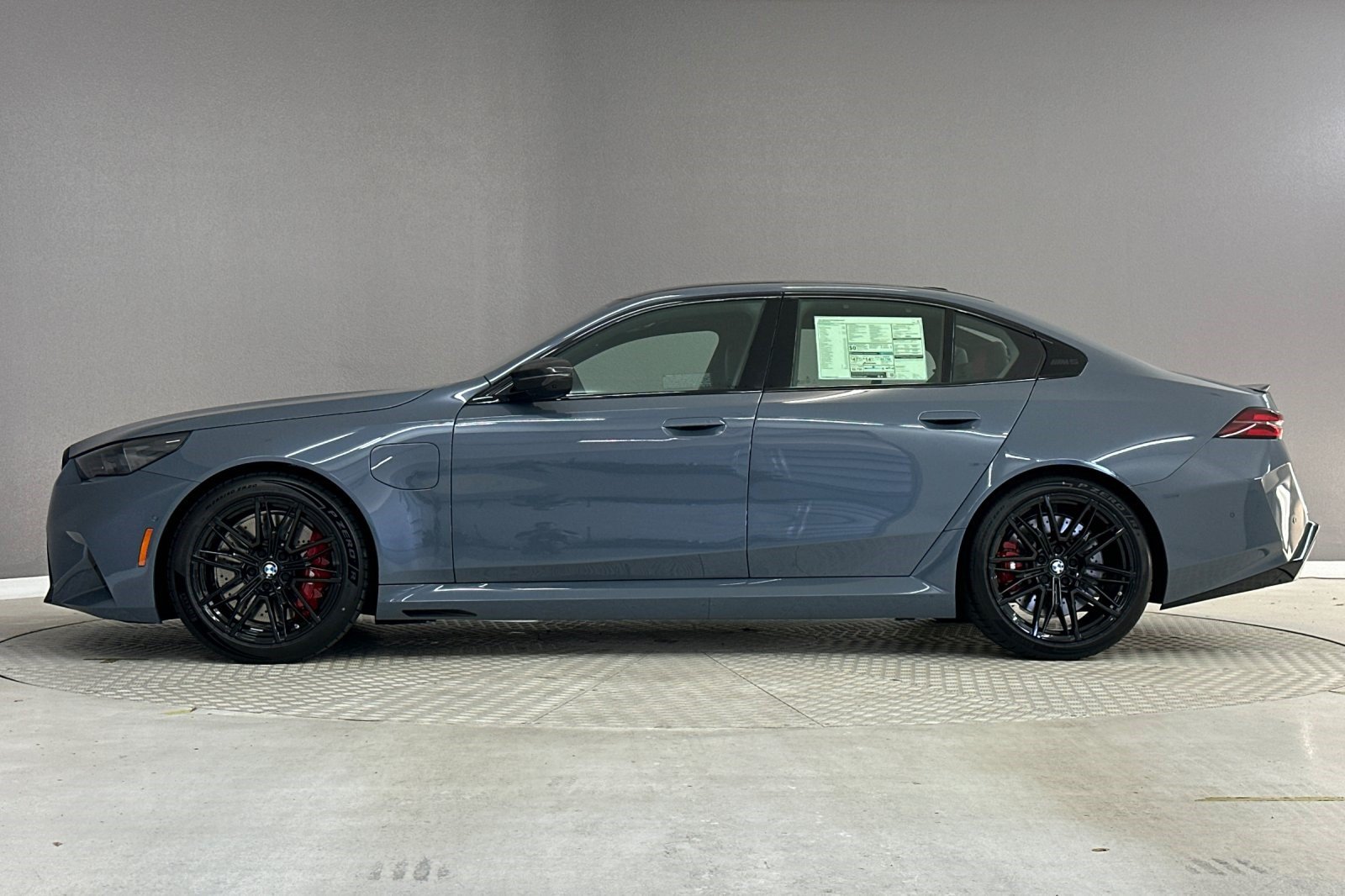 New 2027 BMW M5 w/ Carbon Package AWD/4WD image 2