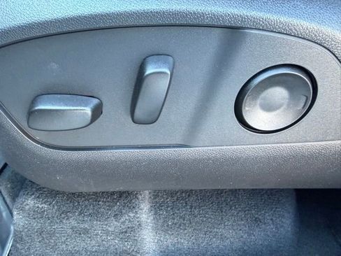 New 2026 Chevrolet Traverse LT w/ Driver Confidence Package image 28