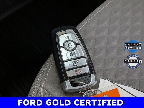 Certified 2022 Ford Escape SE w/ SE Sport Appearance Package image 35