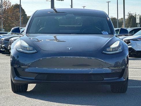 Used 2018 Tesla Model 3 Long Range image 9