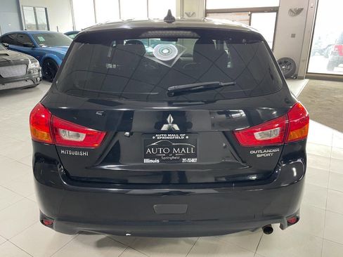 Used 2017 Mitsubishi Outlander Sport SE image 6