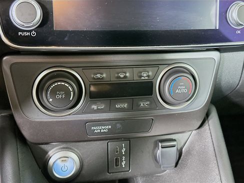 Used 2024 Nissan Leaf S FWD image 23