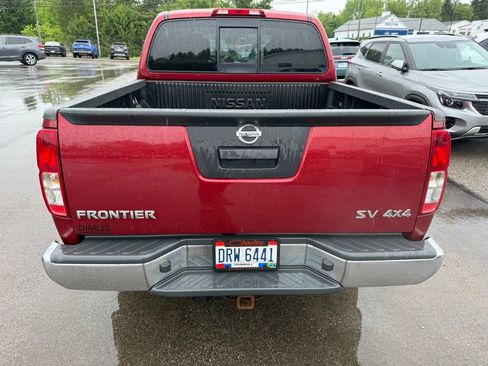 Used 2019 Nissan Frontier SV AWD/4WD image 2