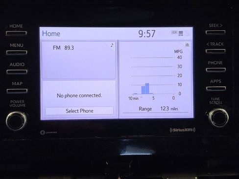 Used 2023 Toyota Camry SE image 25