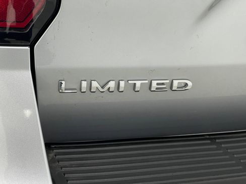 Used 2020 Ford Expedition Max Limited w/ Equipment Group 301A image 43