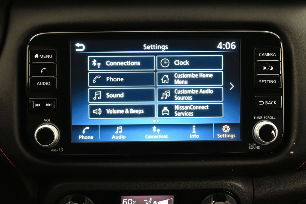 Used 2024 Nissan Kicks SR FWD image 9