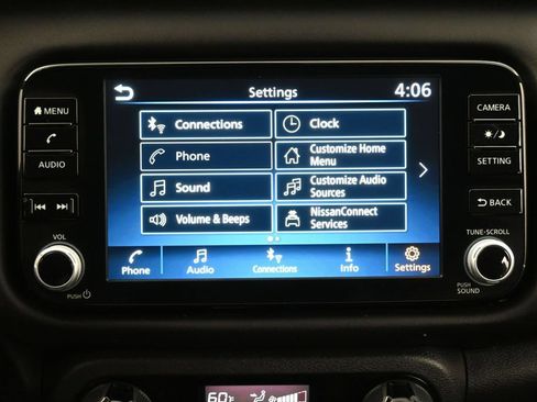 Used 2024 Nissan Kicks SR FWD image 9