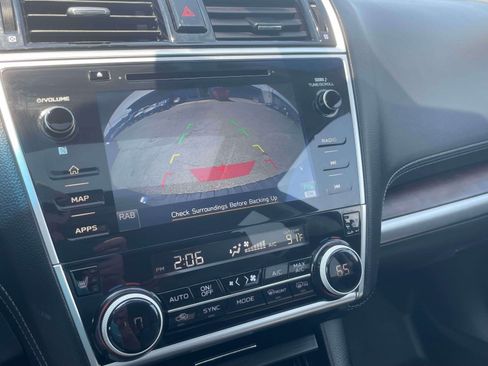 Used 2019 Subaru Outback 2.5i Limited AWD/4WD image 28