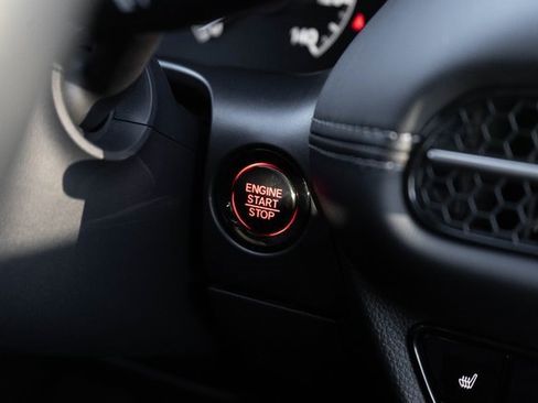 Certified 2023 Honda HR-V EX-L image 26