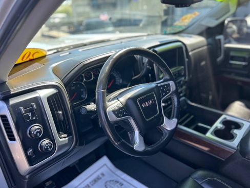 Used 2018 GMC Sierra 1500 SLT AWD/4WD image 11
