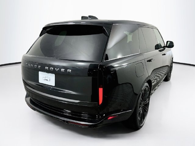 New 2027 Land Rover Range Rover Long Wheelbase SE AWD/4WD image 5