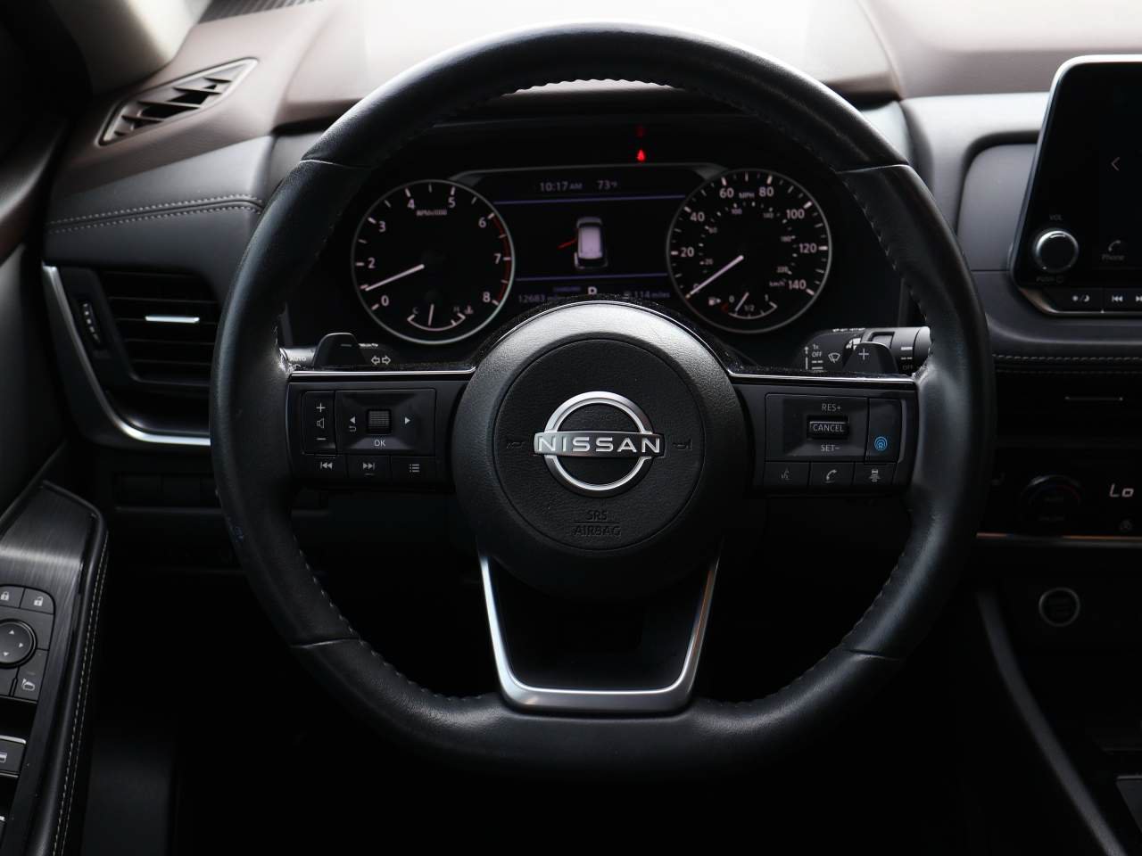 Used 2023 Nissan Rogue SV w/ SV Premium B Package FWD image 13