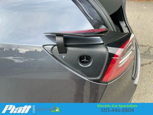 Used 2022 Tesla Model Y Performance image 55