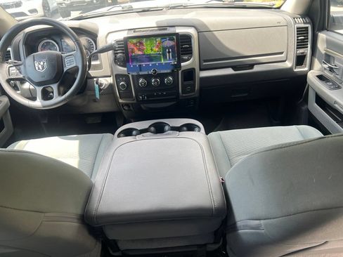 Used 2018 RAM 2500 SLT AWD/4WD image 19