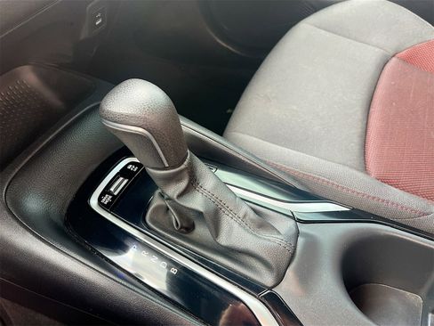 Used 2024 Toyota Corolla SE image 16