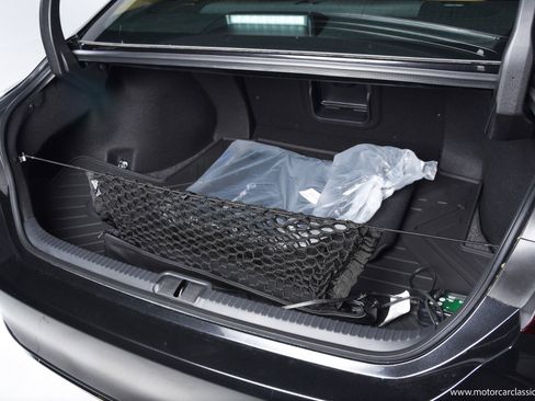 Used 2024 Lexus ES 300h w/ Premium Package image 25