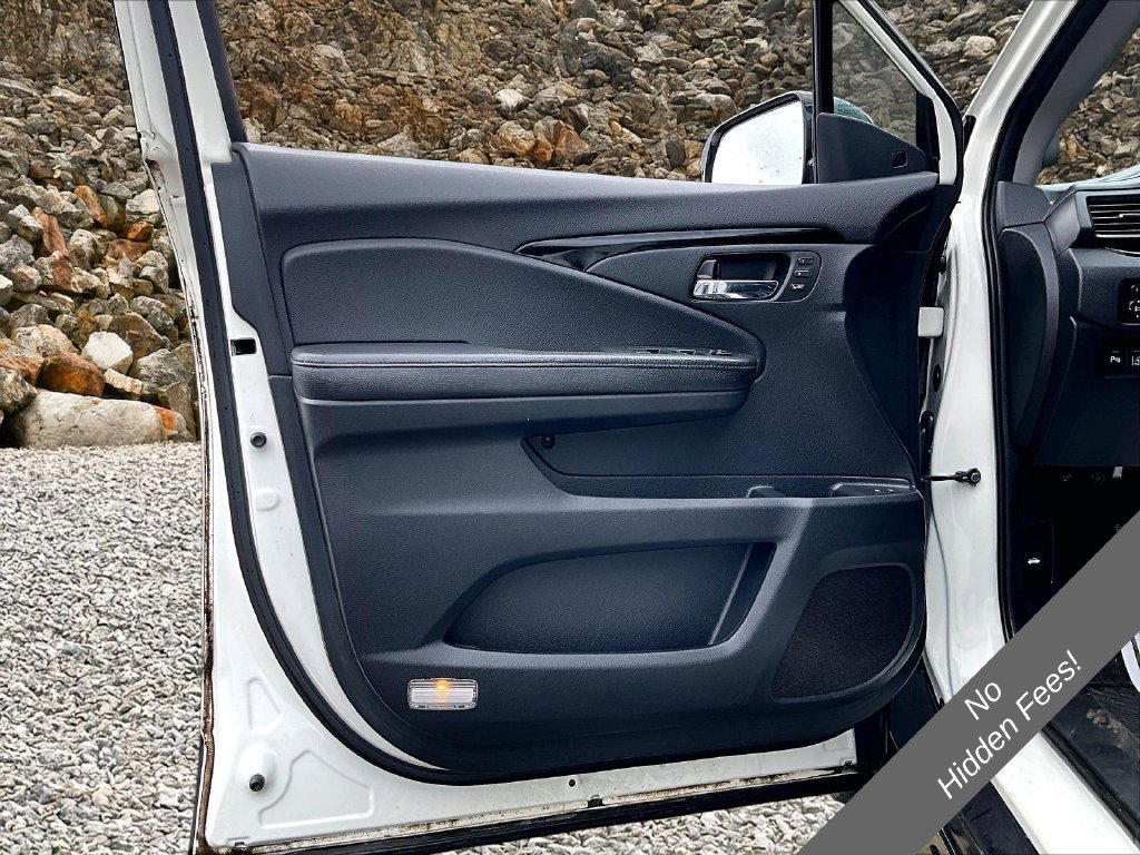 Used 2017 Honda Pilot Elite image 20