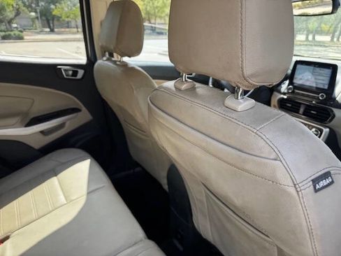 Used 2019 Ford EcoSport Titanium image 17