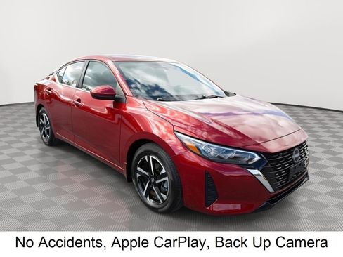 Used 2024 Nissan Sentra SV image 2
