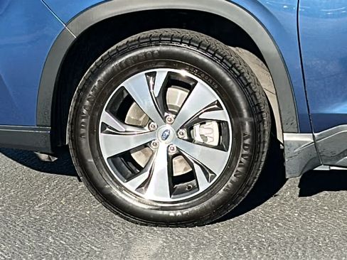 Used 2022 Subaru Ascent Premium w/ Convenience Package AWD/4WD image 10