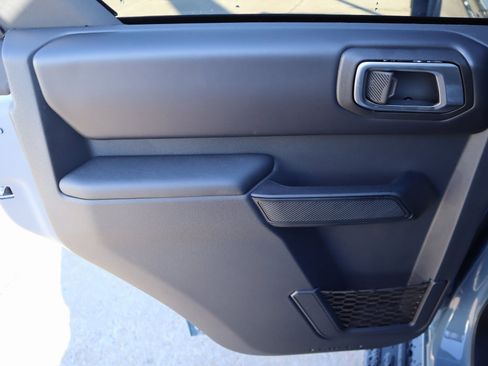 New 2025 Ford Bronco Outer Banks AWD/4WD image 17