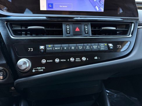 Certified 2025 Lexus ES 350 w/ Accessory Package (Z1) image 22
