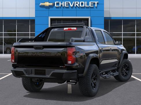 New 2025 Chevrolet Colorado ZR2 w/ Midnight Edition image 4