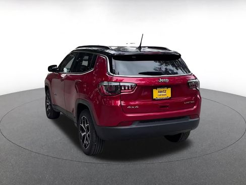 Used 2025 Jeep Compass Limited AWD/4WD image 10