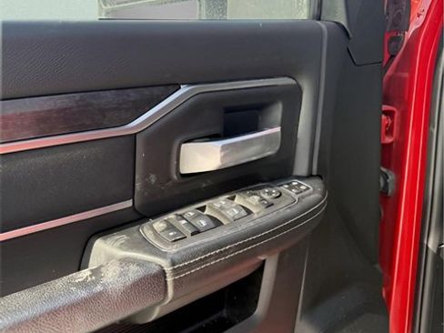 Used 2024 RAM 2500 Big Horn w/ Bed Utility Group image 13