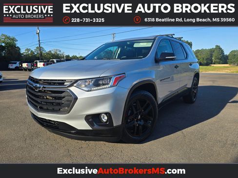 Used 2020 Chevrolet Traverse Premier w/ Redline Edition image 2