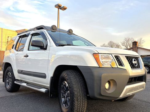 Used 2015 Nissan Xterra PRO-4X image 3