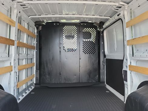 Used 2025 RAM ProMaster 2500 w/ U-Haul Equipment Group FWD image 14