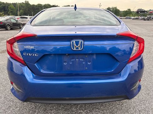 Used 2018 Honda Civic EX image 7